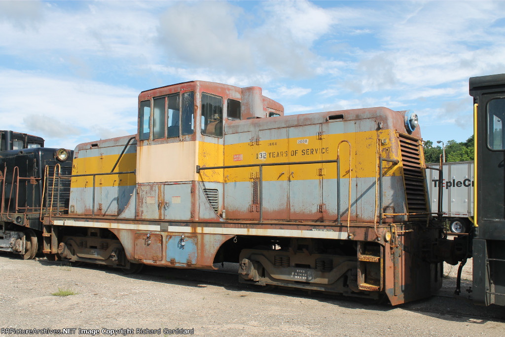 Old  MNJ loco